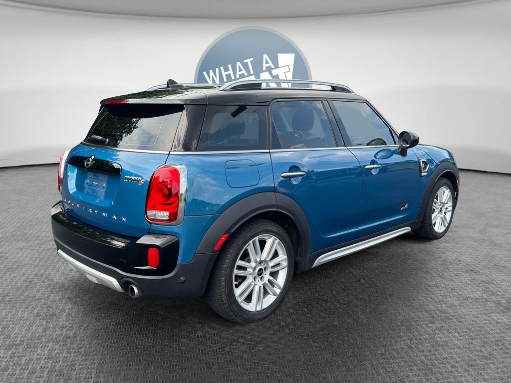2017 MINI Cooper S Countryman — rear three-quarter view